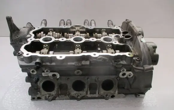 Audi A6 S6 C6 4F Engine head 06E103403 BDX