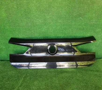 BMW X2 F39 Tailgate trim 7428466