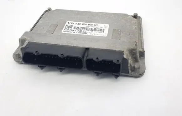 Skoda Fabia Mk2 (5J) Engine control unit/module ECU 03D906023 5WP4041404