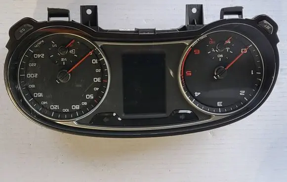 Audi A1 Speedometer (instrument cluster) 8X0920930D 1273937751