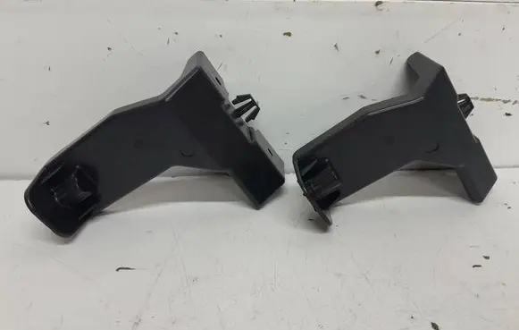 Renault Captur II Rear bumper mounting bracket 850428273R