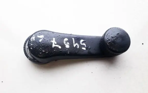 Volkswagen Golf III Front door window winding handle 1H0837581B