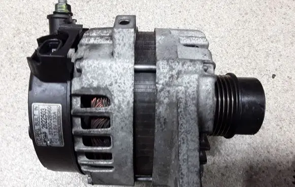 KIA Sportage Generator/alternator 2622503 373002B960