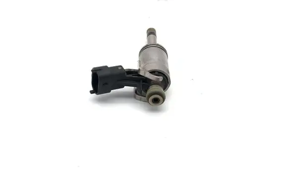 Jaguar XE Fuel injector BB5E9F593 0261500333