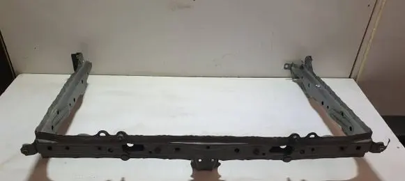Radiator support slam panel bracket