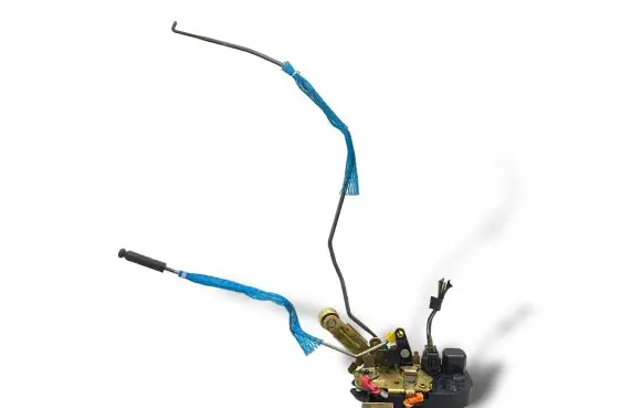 Jeep Cherokee Front door lock B650
