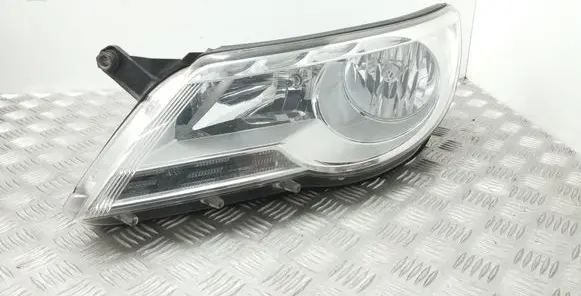 Volkswagen Tiguan Headlight/headlamp 5N2941031K
