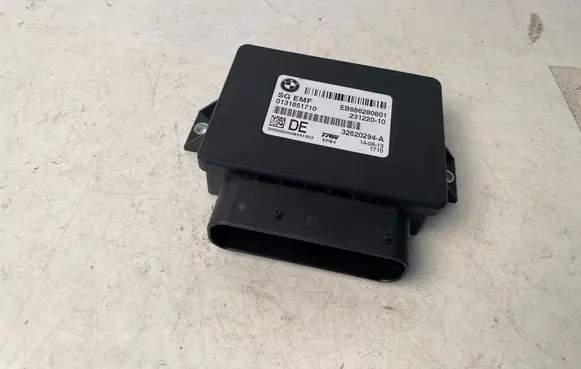 BMW X3 F25 Hand brake control module 231220