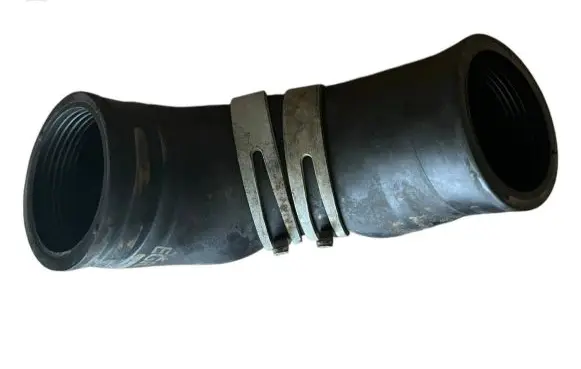 Volkswagen Golf VII Intercooler hose/pipe 04L131525J