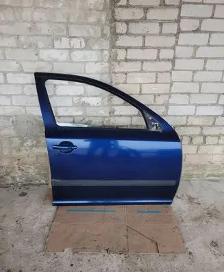 Skoda Octavia Mk2 (1Z) Front door