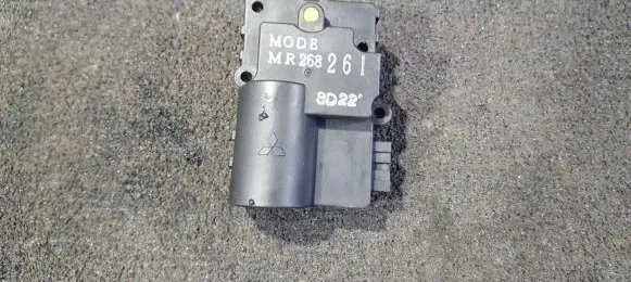 Mitsubishi Galant Air flap motor/actuator MR268261 8D22