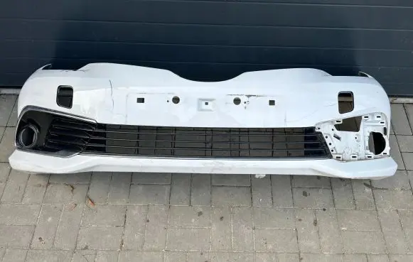 Toyota Auris 150 Front bumper