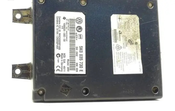 Skoda Yeti (5L) Bluetooth control unit module 5K0035730E