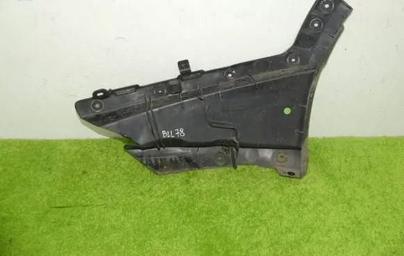 Tesla Model 3 Intercooler air guide/duct channel 169432600G