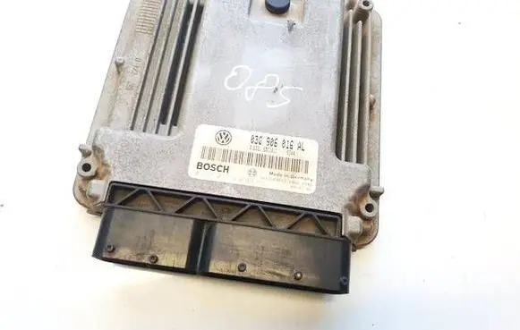 Volkswagen Touran I Engine control unit/module 03G906016AL 0281011450