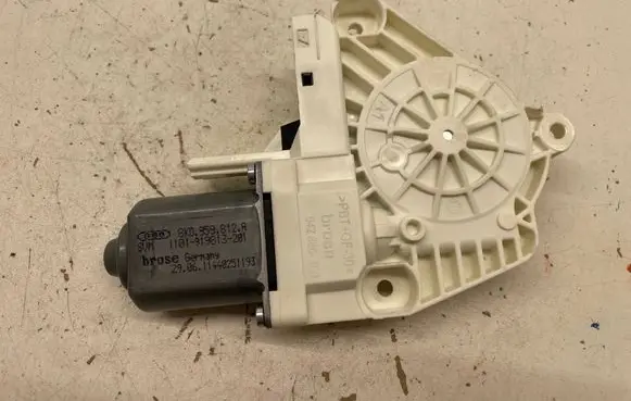 Audi A6 S6 C7 4G Rear door window regulator motor 8K0959812A 11440251193