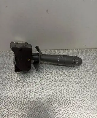 Dacia Sandero Wiper control stalk 901057666 8200702584 2040TK