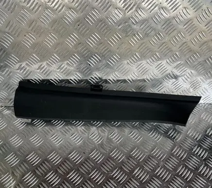 Volvo XC60 (D) pillar trim (bottom) 31425701