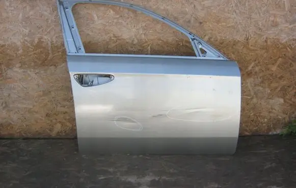 Alfa Romeo 159 Front door