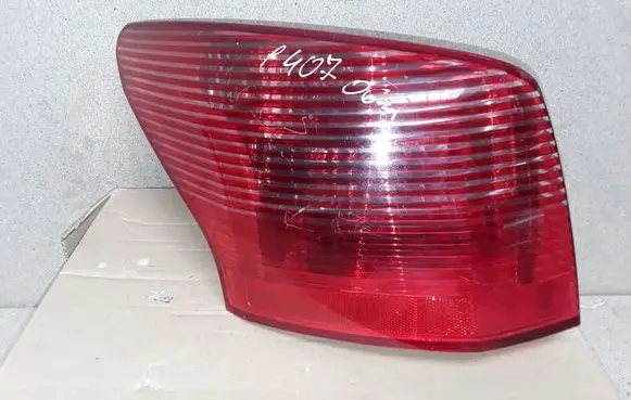 Peugeot 407 Rear/tail lights 9641948780
