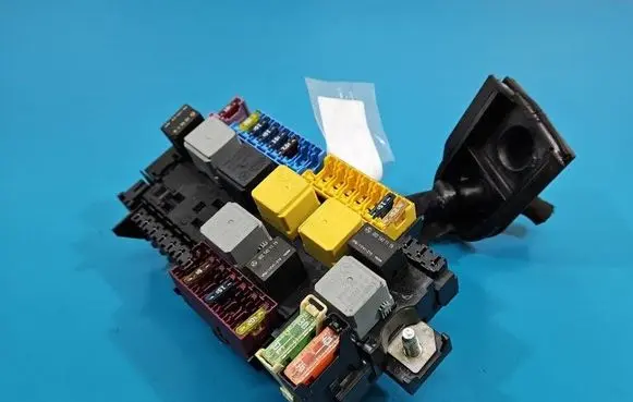 Mercedes-Benz GL X166 Fuse box set A1669063801 IMPRK1575038