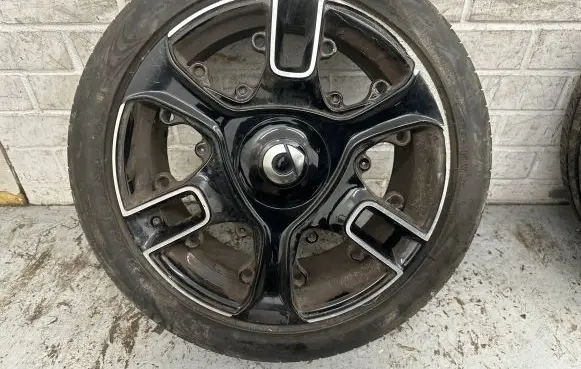 R19 alloy rim