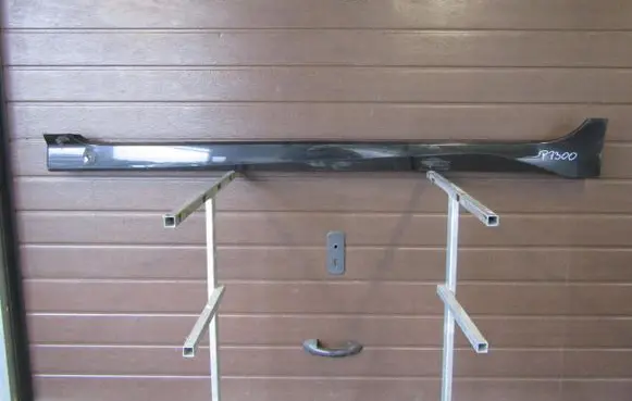 Front sill (body part)