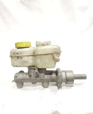 Skoda Fabia Mk1 (6Y) Master brake cylinder X5617