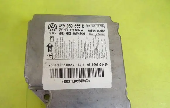 Audi A6 S6 C6 4F Airbag control unit/module 4F0959655B SW4F0910655A