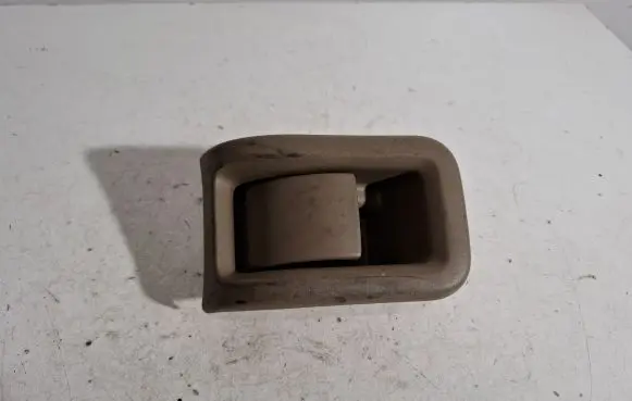 Volvo XC60 Engine bonnet (hood) release handle 30779851