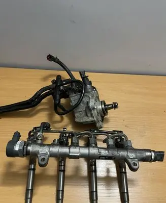 KIA Sportage Fuel injection system set 331002A600 0445010596 338002A610