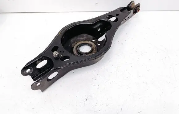 Rear upper control arm/wishbone