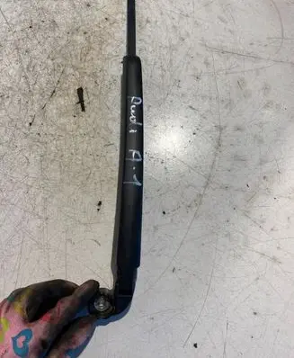 Audi A1 Rear wiper blade arm 8R0955407
