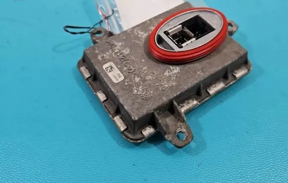 Opel Zafira C Headlight ballast module Xenon 130732931600 IMPRK1376508