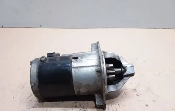 Hyundai i30 Starter motor 361002B200