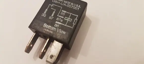 Jeep Grand Cherokee (WJ) Other relay 04671167 0782A22D