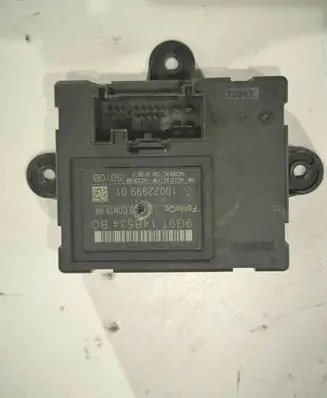 Volvo XC60 Door control unit/module 10057889 10057280