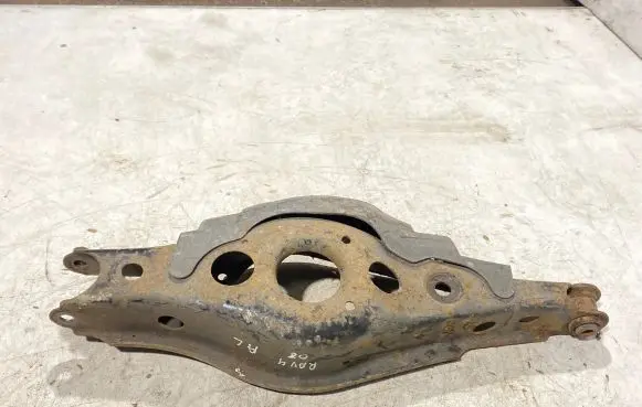 Toyota RAV 4 (XA30) Rear upper control arm/wishbone