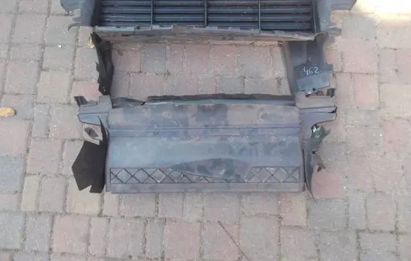 Ford Kuga II Intercooler air guide/duct channel 