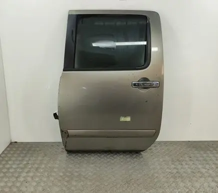 Nissan Titan Rear door 821538S530