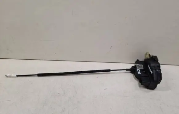 Opel Insignia A Front door lock 13503150 3023754