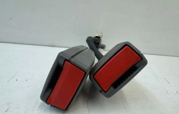 Mercedes-Benz S AMG W221 Middle seatbelt buckle (rear) A2218600269