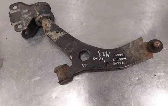 Ford Focus Front lower control arm/wishbone 311113 311113523