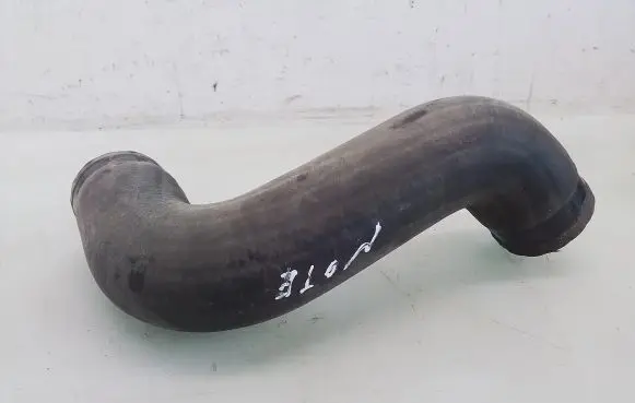 Nissan Note (E11) Intercooler hose/pipe