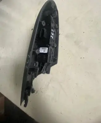 BMW X4 F26 Electric window control switch 9208109 L40166 270716