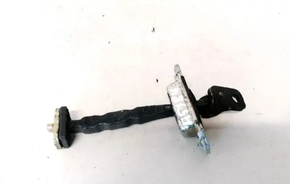 KIA Sorento Rear door check strap stopper