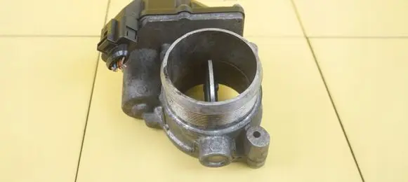Volkswagen Touareg I Throttle body valve A2C53249890 BKS