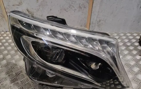 Mercedes-Benz Vito Viano W447 Headlight/headlamp A4479060201 00056641 4479060201