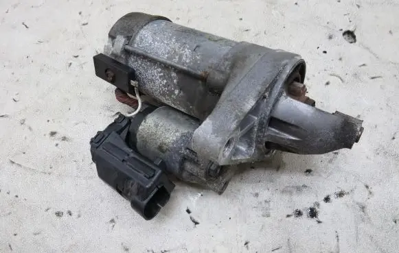 Toyota Auris E180 Starter motor 28100-0N120