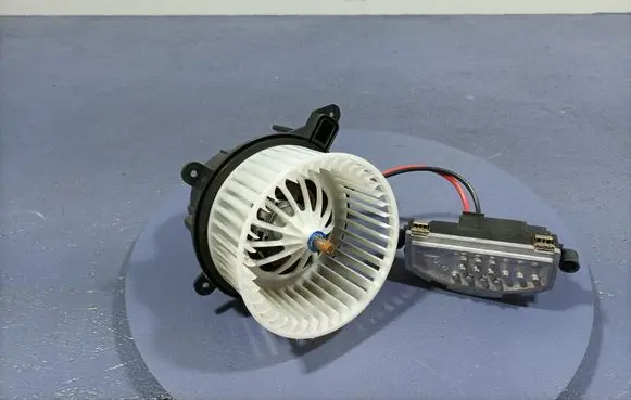 Volvo XC90 Heater fan/blower BZ73719